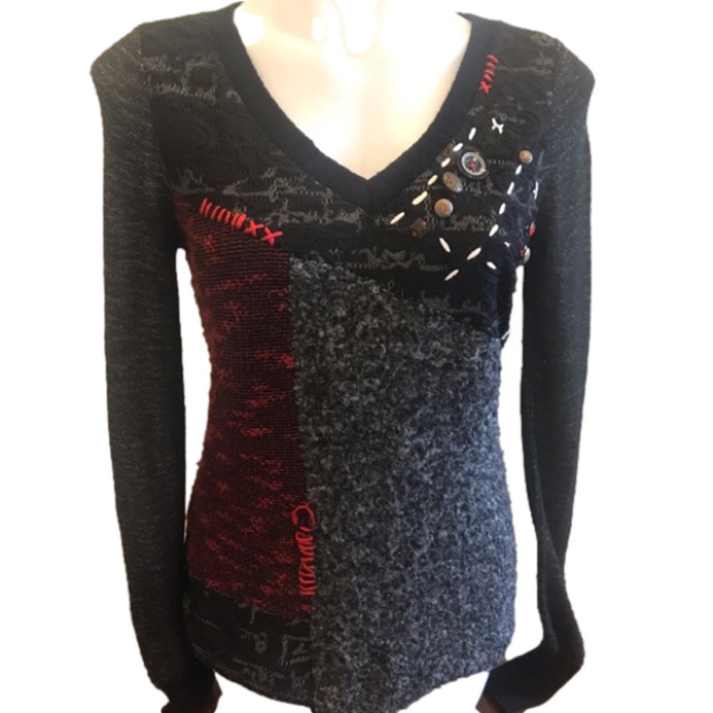 Tricotto Color Block Long Sleeve V Neck Sweater size Small